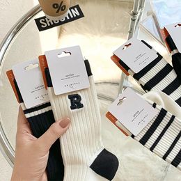 Women Socks 5pairs Winter Black White Striped Cotton For Girls Fashion Letter Embroidery Middle Tube Sock Breathable Sox