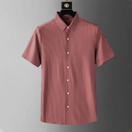 2024 Summer Seamless Elastic Striped Business Casual Dress Shirts Men Short Sleeve Office Social Formal Shirts Men Clothing