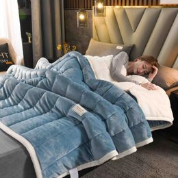Blankets Thick Imitation Lamb Wool Blanket Winter Double-sided Three-layer Quilted Skin-friendly Cosy Warm Bed Cover