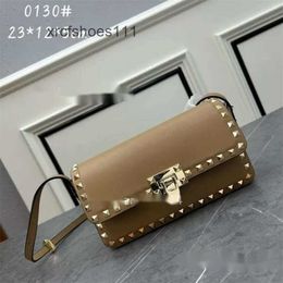 Stud Rock Flip Bags Purse Quality Woman Bag Fashion Handbag Calf Versatile Valentteno Designer Shoulder Crossbody Underarm New Rivet High 2024 Leather 4ZXE