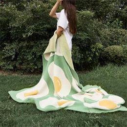 Blankets Simple Cartoon Fried Egg Thickened Class A Half Velvet Blanket Multifunctional Sofa Bed Tail Cover Casual Shawl