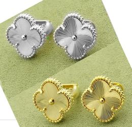 Fashion Lady Brass Single Motifs Engrave Grain Golden Four Leaf Flowers Engagement 18K Plated Gold Stud Earrings 2 Colour 6655800