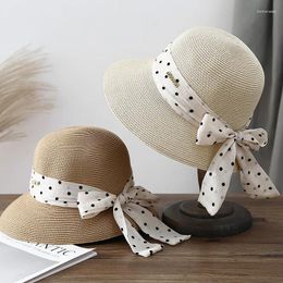 Berets Japanese Designer Model Elegant Fine Straw Bow Ribbon Hat Female Summer Outing Foldable Fashion