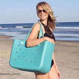 Rainbow Bogg Silicone Beach Large Luxury Eva Plastic Beach Bags Pink Blue Candy Women Cosmetic Bag PVC Basket Travel Storage Bags Jelly Summer Outdoor Handbag 433