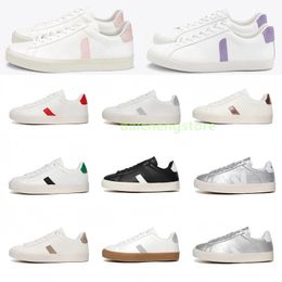 2024 New Shoes French Brazil Green Low-carbon Life V Organic Cotton Flats Platform Sneakers Women Casual Classic White Designer Shoes Mens Loafers 36-45 d5