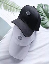 Unisex brand new stylish adjustable size BB² letter baseball cap Snapback golf baseball cap black and white 2 colors3309334