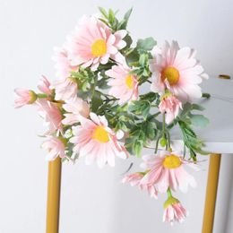 Decorative Flowers Simulated Sunflower Bouquet Wedding El Home Hall Hand Held Flower Silk Cloth Daisy Artificial