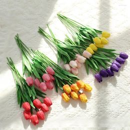 Decorative Flowers 5pcs Artificial Tulips Simulation Silk Flower For Wedding Birthday Party Decoration Office Desktop Living Room Ornament