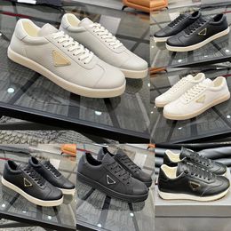 Tasarımcı Sneakers Erkekler Sıradan Ayakkabı Deri Eğitimler Düşük Top Rahat Çok Yönlü Yaşam Tarzı Siyah Khaki Beyaz Açık Sabah