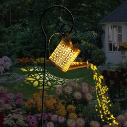 Solar Dispenser with Light, Small Outdoor Lantern Hanging Waterproof Garden Decoration, Decorative Metal Water Kettle Solar Suitable for Dining Tables,