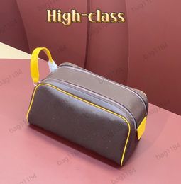 Vanity case clutch with chain Bag cosmetic bag large wash bags toiletry bag crossbody luxurys designer Bag women beauty makeup Case mens shoulder travel bags 10A TOP