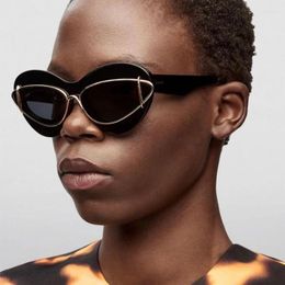 Sunglasses Vintage Cat Eye Double Frame 2024 Luxury Designer Big Cool Mens Sun Glasses UV400 Black Wing Oversized Shades
