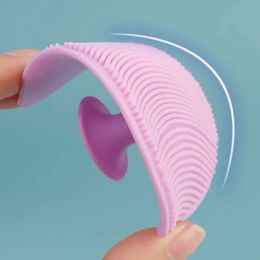 A6Z5 Cleaning Facial silicone cleaning brush with water droplet skin care scrub tool for long-lasting softness deep deodorant and beauty enhancement d240510