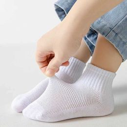 Kids Socks 5 pairs/batch of summer new childrens cotton socks fashionable mesh black and white Grey 1-12 years old children infants girls boys d240513