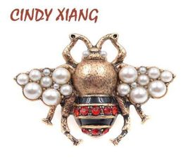 CINDY XIANG New Fashion Pearl Bee Brooches for Women Antique Gold Color Brooch Pin Vintage Style Jewelry High Quality Insect5588616