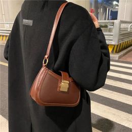 Shoulder Bags Trendy Ladies Underarm Bag Solid Colour Lacquer PU Leather Handbag Women Fashion Brand Simple Female Chain Purse
