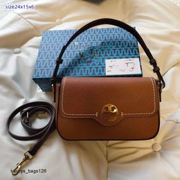 Luxury Leather Bag Designer Women's Bag 2024 New Underarm Bag Clamshell Handheld Shoulder Bag Crossbody Bag Women's Small Square Bag Camera Bag PRU5