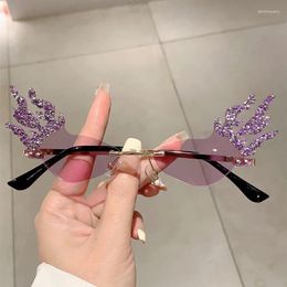 Sunglasses KAMMPT Irregular Rhinestones Women Fashion Elegant Eyewear Lady Vintage Trendy Brand Designer Sun Shade Glasses