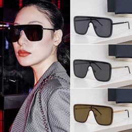 Selected New Saint Large Frame Black Super Glasses Windshields One Piece Bodysuit Sunglasses Womens Network Red Same Style Slim