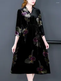 Casual Dresses Women Korean Vintage Luxury Party Evening Dress Autumn Winter Black Velvet Floral Long 2024 Elegant Bodycon Vestidos Prom