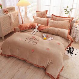 Bedding Sets 2024 Star Orange Series Thick Warm Anti-static Embroidery Milk Velvet Four-piece Winter Lace Double-sided Bed Kit