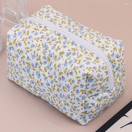 Cosmetic Bags Women Organiser Bag Aesthetic Floral Holder Large Capacity Makeup Container Multifunction Toiletry