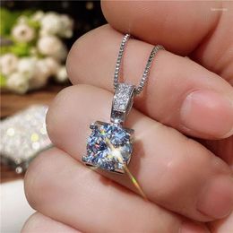 Pendants Luxury Fashion 925 Sterling Silver Necklace Round Cubic Zirconia Simple Elegant Female Accessories Trendy Jewellery