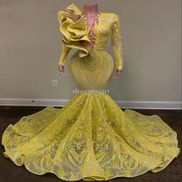 2022 Yellow Lace Sequins Mermaid Prom Party Dresses Sheer Neck Long Sleeves Plus Size Formal Evening Occasion Gowns Vestidos De Novia D 273C
