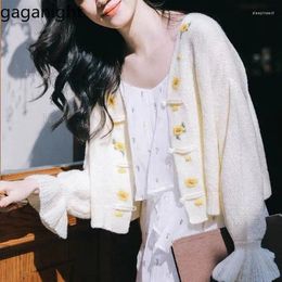 Women's Knits Gaganight Women V Neck Knitted Cardigan 2024 Autumn Retro Chinese Style Hand Embroidered Sweater Shirt Coat