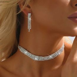 Earrings Necklace 3 pieces of womens fashionable and fashionable jewelry set round rhinestone necklace earrings banquet and wedding dress XW