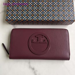 2024 Store shoulder bag 65% off Brand Designer Discount Handbag Women's Bag Kira Grid Wallet Leather Zipper Card wallets for men WomenP6RY