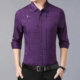 Men's Dress Shirts 2024 New Dress Shirt Mens High Quality Long Slved Slim Fit Business Casual Shirt Flip Collar Stripe Single Breasted Dress Y240514