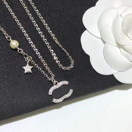 Luxury Designer Double Letter Pendant Necklaces Star Pearl Chain 18K Gold Plated Crysatl Rhinestone Sweater Necklace for Women Wedding Party Jewerlry Accessories