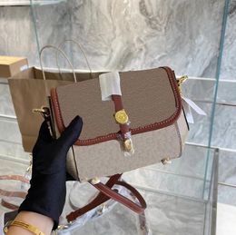 Designer Bag Luxury bags Casual Women Shoulder Bags Flip Women Buckle Latch Crossbody Leather Leisure Waist Pack Totes handbags Messenger Bag