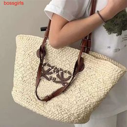 French Woven Beach Bags Women Shoulder Bags Holiday Tote Bag 2024 Large-capacity Portable Basket Straw Totes