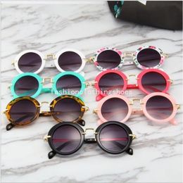 Kids Round Vintage sunglasses Boys Sport Shade Sun Glass Girl Flower Print Eyewear Fashion Children Summer Beach Sunblock Accessorie