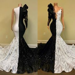 2020 Black and white Mermaid Evening Dresses High Neck Sequins Appliqued Lace Court Train Party Dress Custom Made Formal Evening Gown 2737