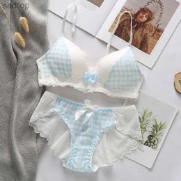 Bras Sets Korean Cute Bra Set Suitable for Womens Summer Thin Section Gathering Small Bra No Steel Rings Comfortable and Sexy Bra Set XW