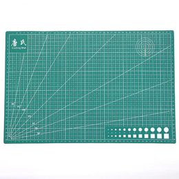 Cutting Pad Colours Cut Plate PVC Cutting Mat Model Clay Cut Pad Rubber Stamp Engraving Plate Workbench Patchwork Board 240508