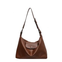 Fashion Handbag 85% Factory Promotion Bag Womens New Shoulder Simple and Versatile Commuting Large Capacity Hobo Student Classroom Bags s