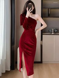 Casual Dresses Red Velvet Gala Woman Autumn Winter Long Sleeve Elegant Bow Off Shoulder Sexy Club Dress 2024 Korean Vintage Party