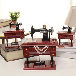 Decorative Figurines 1pcs Mini Sewing Machine Music Box Model Plastic Decorat Small Gifts For Couple And Friend Kids Decoration