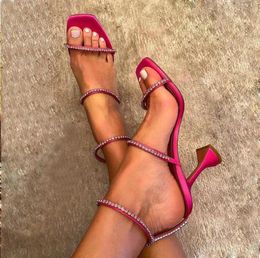 Sandals Amina muaddi rose red Sandals 95mm Crystal embellished strap spool Heels heel for slipper women summer luxury designers sh3808308