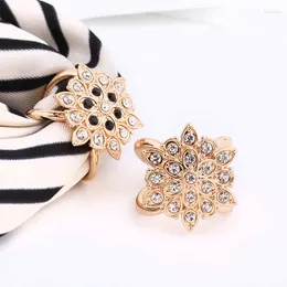Brooches Crystal Snowflake Brooch Silk Scarf Buckle Flower For Women Wedding Dress Shawl Knot Button Jewellery Gifts