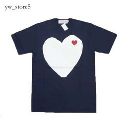 Play T Shirt Fashion Mens Cdg Designer Red Heart Commes Casual Women Shirts Des Badge Garcons High Quanlity Tshirts Cotton Embroidery commes des garcon shirts 1d0c