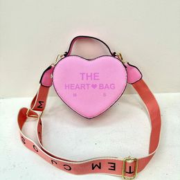 Fashion THE heart bag Luxury women Shoulder Bags Designer handbag Love Bag Classic brand Bag Totes Bag Crossbody Purses Wallet New Shopping Bag 11 Colors