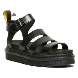Designer Doc Marteens Sandals Women Men Slides Sliders Triple Black White Patent Leather Slide Mens Womens Outdoor Shoes Dr Sandal Size 35-45 71