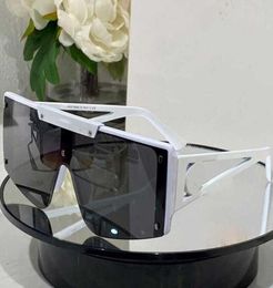 Designer Sunglasses V 4393 oversized lens mens or womens halfframe all black glasses white temples gradient color lenses outdoor 4419186