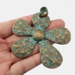 Pendant Necklaces Tibetan Silver / Verdigris Patina Hammered Flower Pendants For Necklace Jewelry Making Findings 2PCs 61 71mm