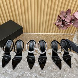 Designer sandals tacchi alti designer scarpe da donna scarpe da abbigliamento pannelli di lusso classici di cristallo slingback sexy scarpe da matrimonio patry